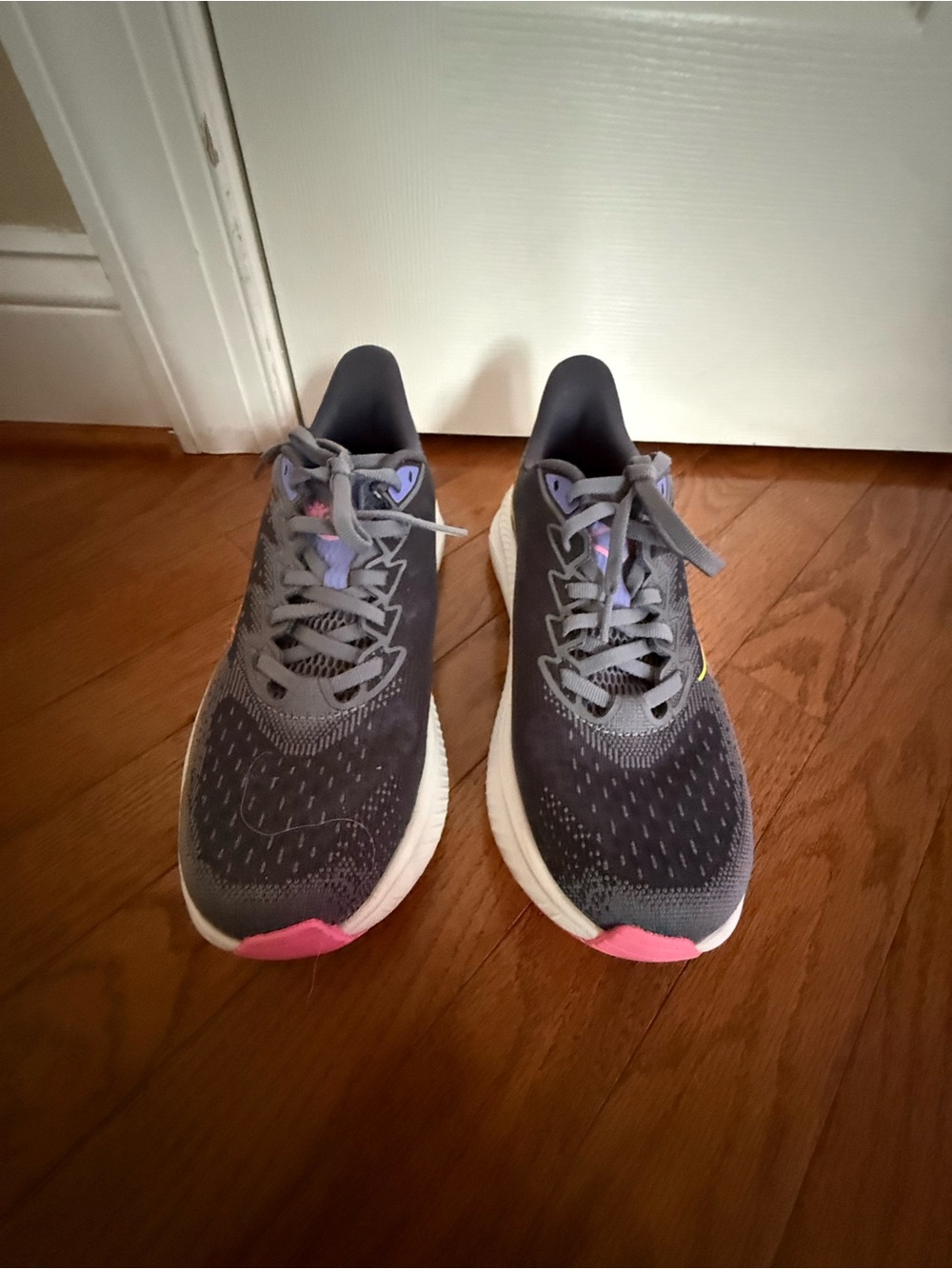 Women's Hoka Mach 6 Size 8 Dark Grey Running Sneakers with Pink Accent